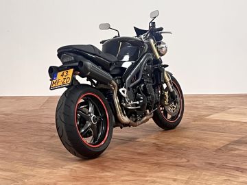 Triumph Street Triple